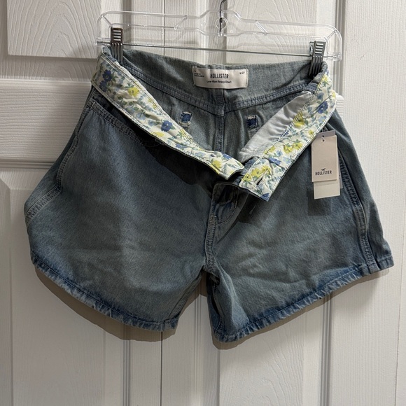 Hollister Pants - Hollister Women's Classic Blue Jean Shorts